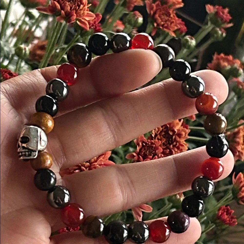 Handmade Carnelian + Black Obsidian Beaded Skull Bracelet*